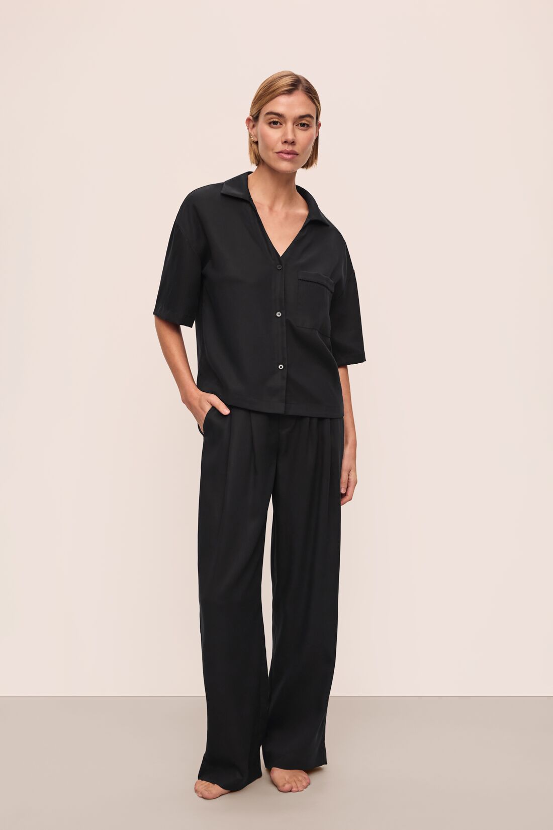 Black,X-Small